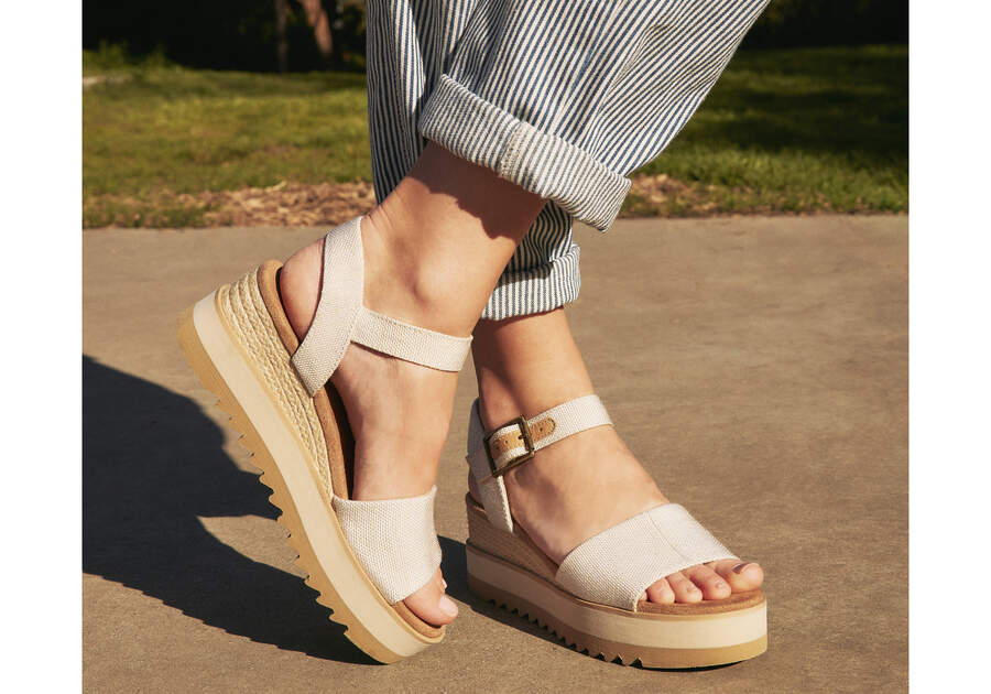 Toms Diana Wedge Sandal Beige Chile | CL208-350